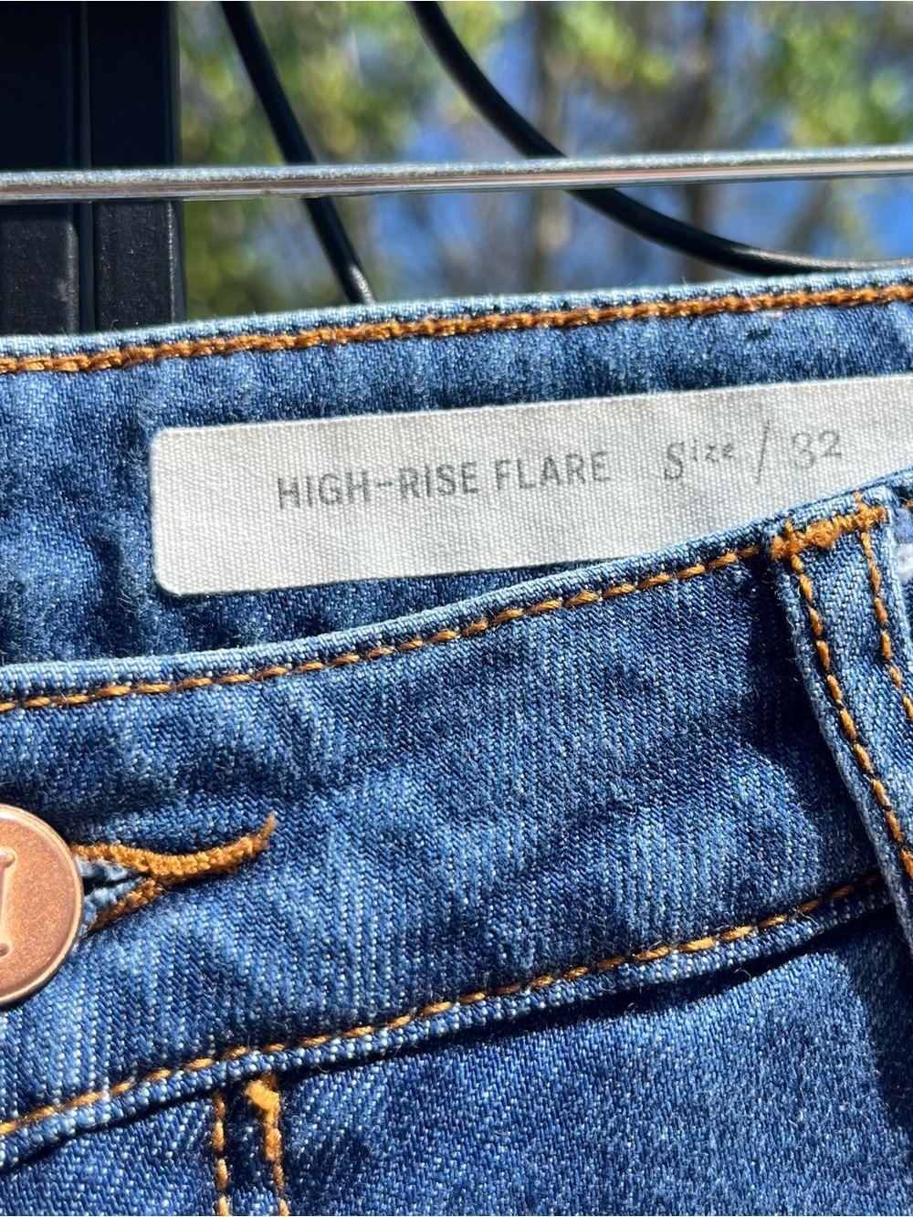Pilcro High Rise Flare Stretch Raw Hem Cropped Ankle Jeans Size 32 Anthropologie - Picture 3 of 7